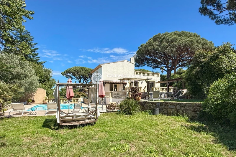 Photo n°10 - Vente Maison villa Sainte-Maxime 83120 - 990 000 €