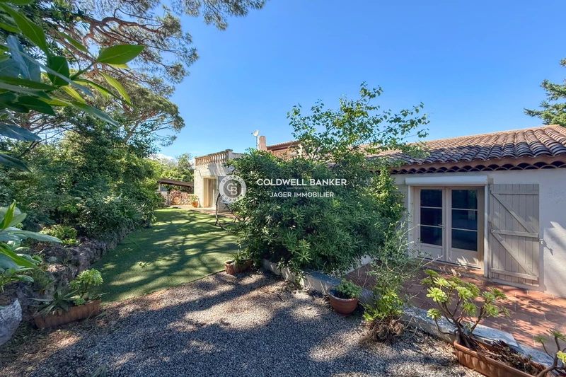 Photo n°12 - Vente Maison villa Sainte-Maxime 83120 - 990 000 €
