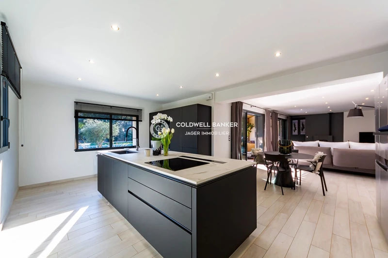 Photo n°8 - Vente Maison villa Le Plan-de-la-Tour 83120 - 1 597 000 €