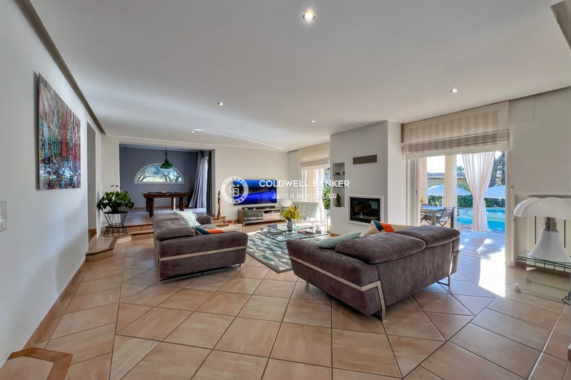 Photo n°5 - Vente Maison villa provençale Sainte-Maxime 83120 - 2 195 000 €