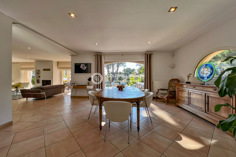Photo n°9 - Vente Maison villa provençale Sainte-Maxime 83120 - 2 195 000 €