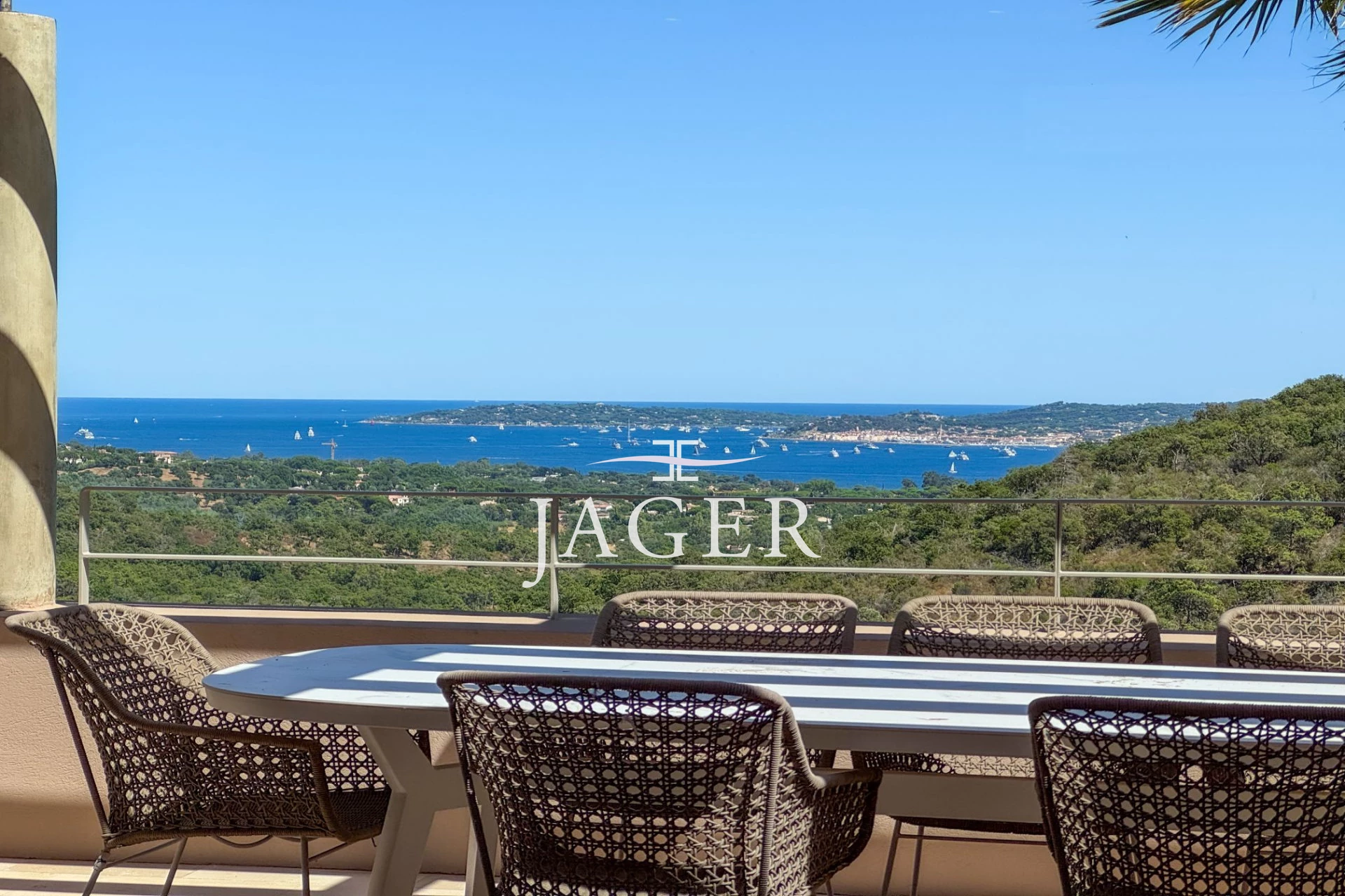 Maison 6 pièces 380 m² · à Grimaud · 380 m² · 3 950 000 €