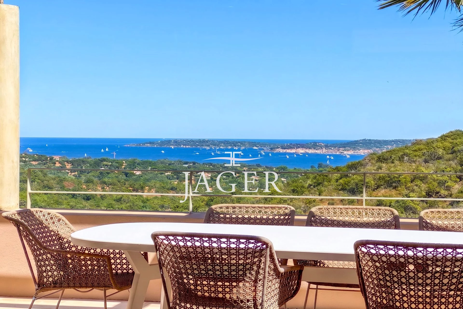 Maison 6 pièces 380 m² · à Grimaud · 380 m² · 3 950 000 €