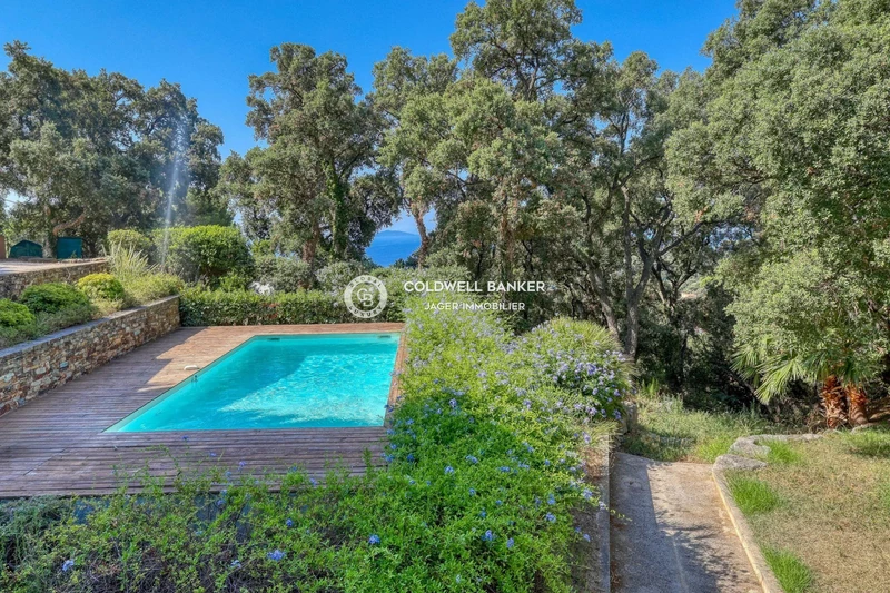 Vente villa contemporaine Rayol-Canadel-sur-Mer  