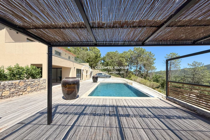 Vente villa contemporaine Le Plan-de-la-Tour  