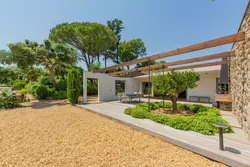 Photos  Maison Villa contemporaine à vendre Grimaud 83310