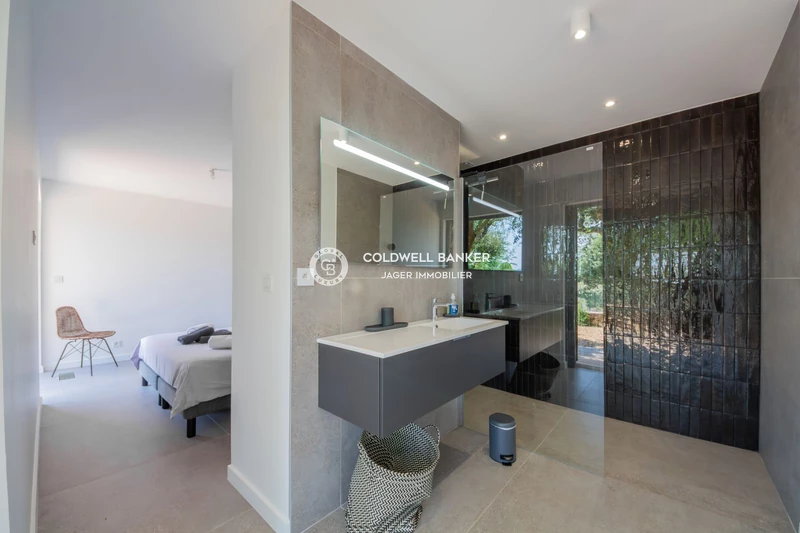 Photo n°8 - Vente Maison villa contemporaine Grimaud 83310 - 2 995 000 €