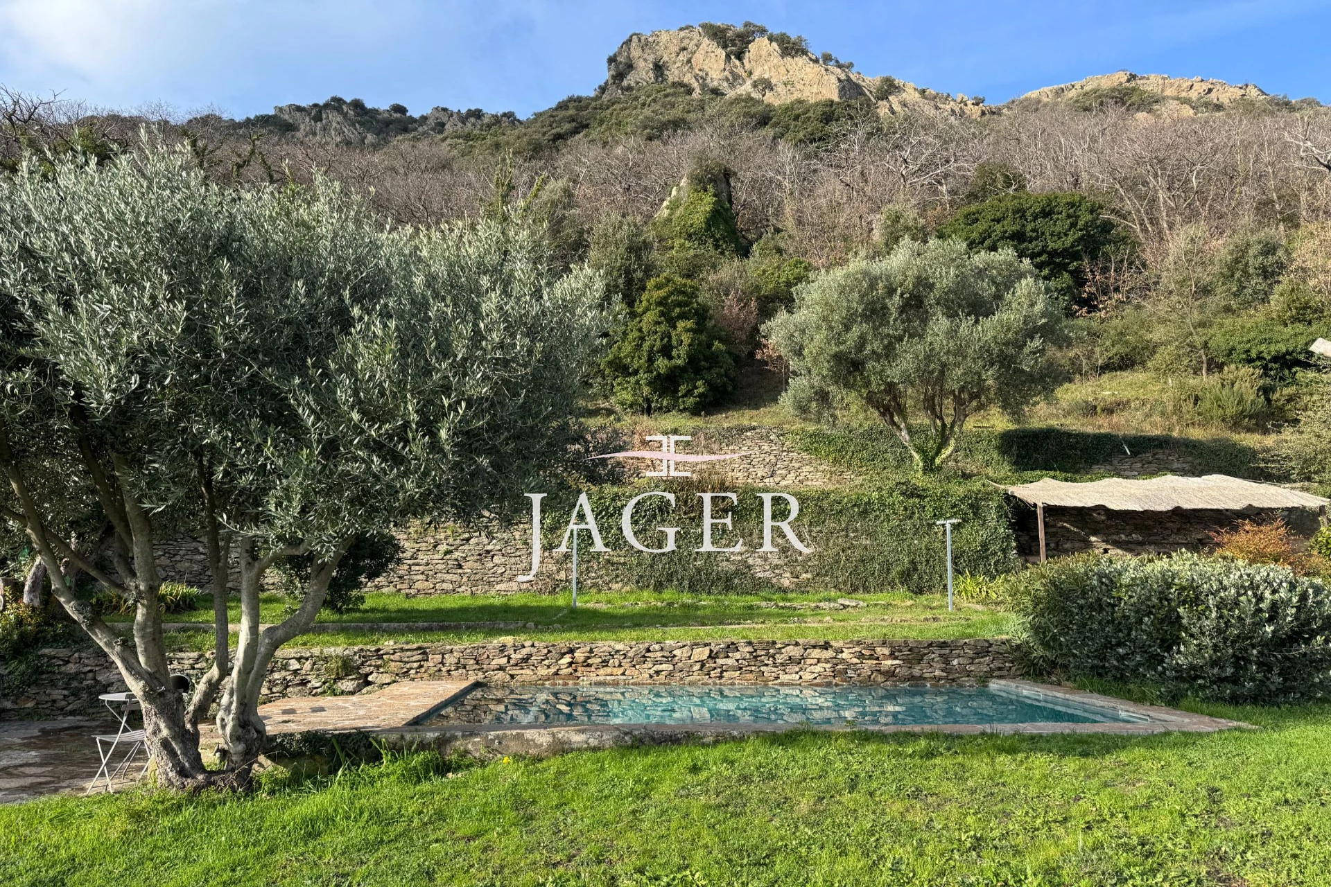 Maison 3 pièces 25 m² · à La Garde-Freinet · 25 m² · 550 000 €