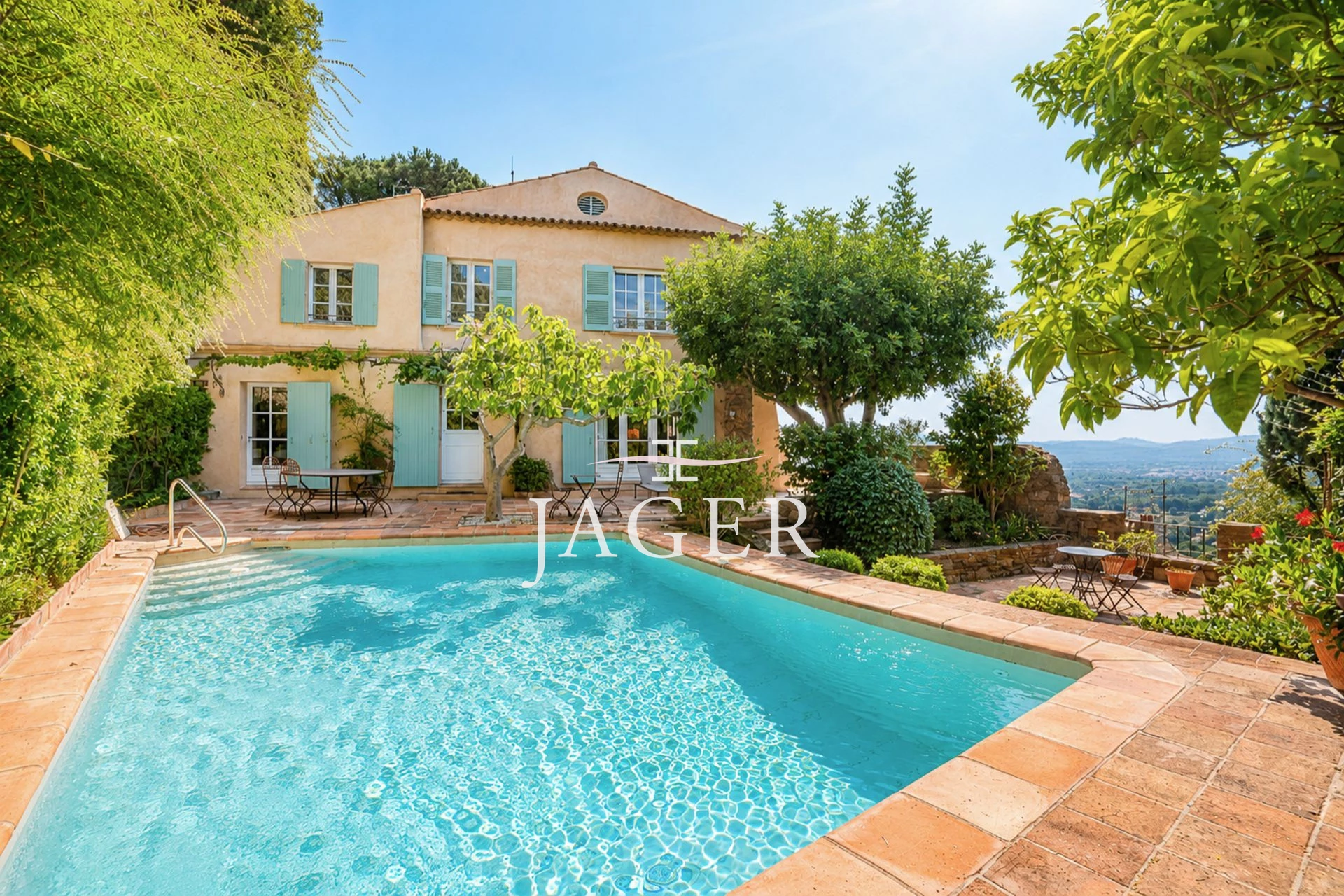 Maison 6 pièces 270 m² · à Cogolin · 270 m² · 2 950 000 €