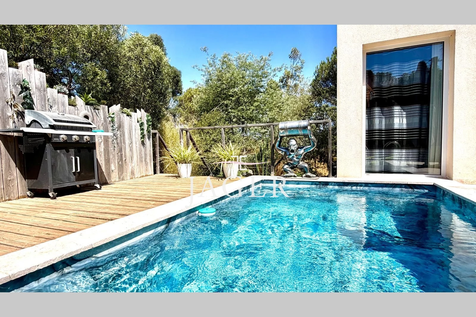 Maison 4 pièces 120 m² · à Cogolin · 120 m² · 755 000 €