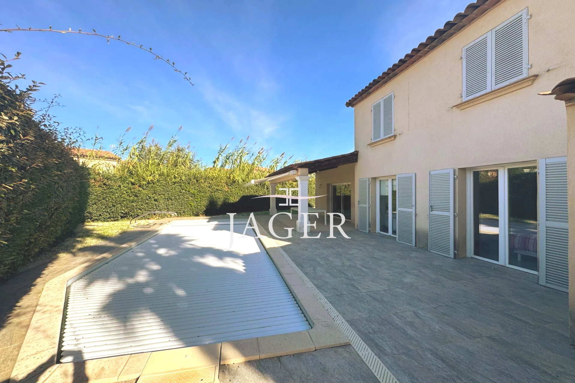 Maison 5 pièces 140 m² · à Cogolin · 140 m² · 890 000 €