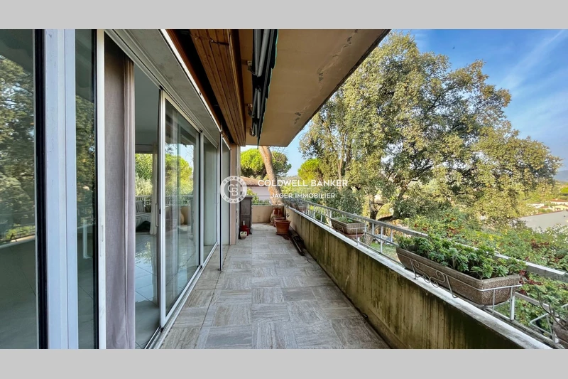 Photo n°4 - Vente appartement Sainte-Maxime 83120 - 690 000 €