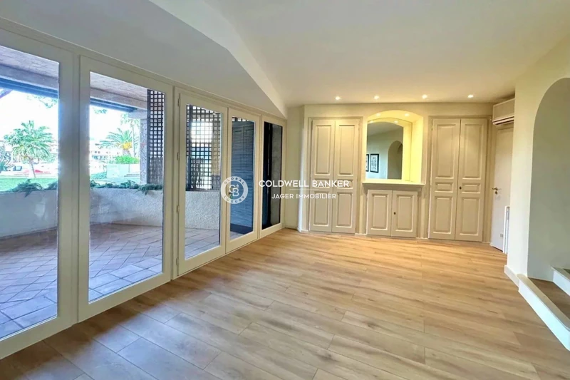Photo n°5 - Vente appartement Cogolin 83310 - 610 000 €