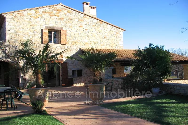 Photo Villa Tourrettes-sur-Loup   achat villa  4 pièces   200&nbsp;m&sup2;