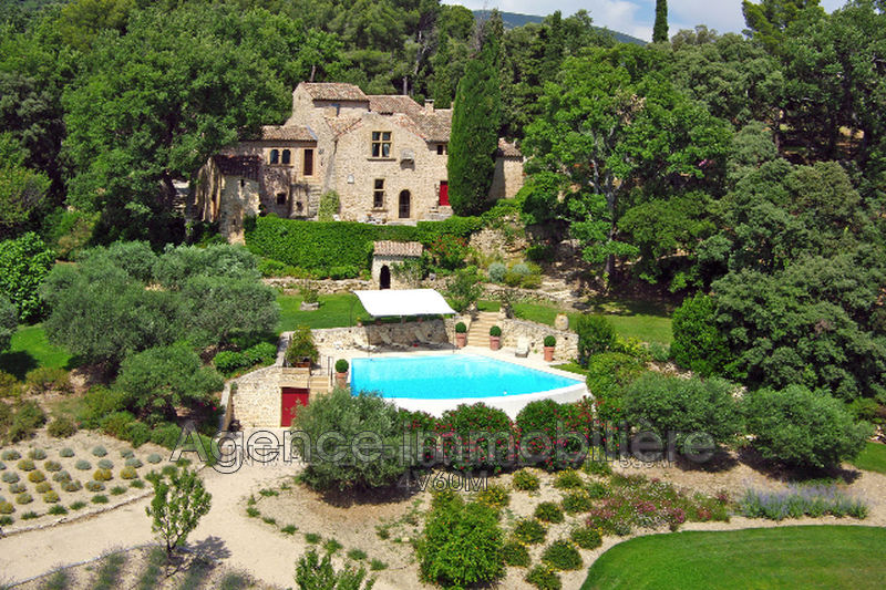Photo Villa Aix-en-Provence   achat villa  1 chambre   150&nbsp;m&sup2;