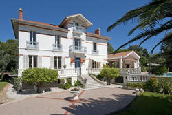 Photo Villa Roquebrune-sur-Argens Hauteurs,   achat villa  5 chambres   200&nbsp;m&sup2;