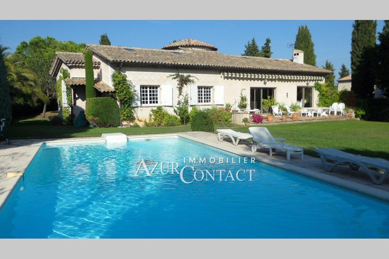 vente Maison propriété Mougins Proche golf Propriété Mougins Proche golf, Location saisonnière propriété 5 chambres 260 m²