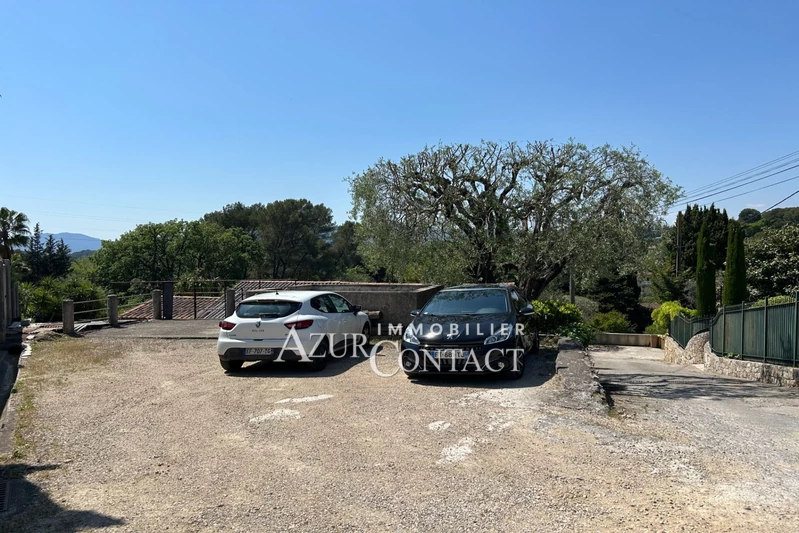 Professionnel entrepôt Mougins  