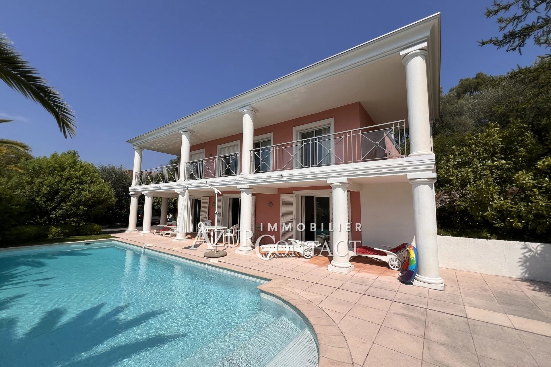 Maison 6 pièces 200 m² · à École · 200 m² · 1 195 000 €