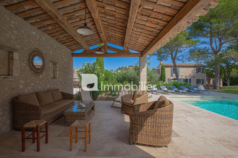 Location saisonnière - stone house - Centre-ville Eygalières - 6 800 € / week - Ref. 404L2090M Photo Stone house Eygalières Centre-ville, Location saisonnière stone house 5 bedrooms 150 m²