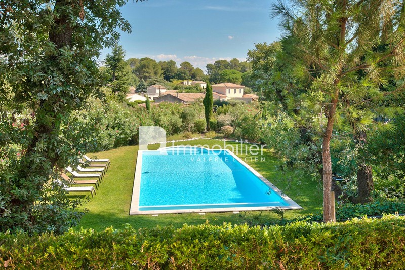 Vacation rental - house - Saint-Rémy-de-Provence - 3 900 € / week - Ref. 404L2125M Photo House Saint-Rémy-de-Provence Vacation rental house 3 bedrooms 120 m²