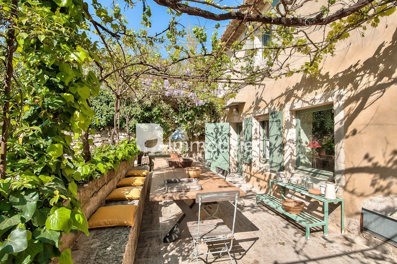 Location saisonnière - house - Saint-Rémy-de-Provence - 4 200 € / week - Ref. 404L2218M Photo House Saint-Rémy-de-Provence Location saisonnière house 3 bedrooms 140 m²