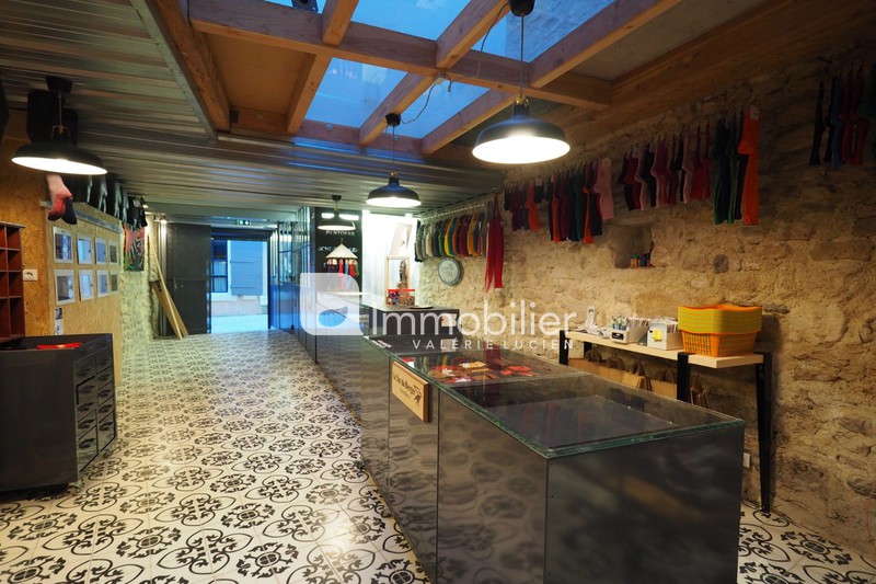 Professionnel - - Centre historique Saint-Rémy-de-Provence - 77 000 € - Réf. 404P2024B Photo Saint-Rémy-de-Provence Centre historique, Professionnel 57 m²