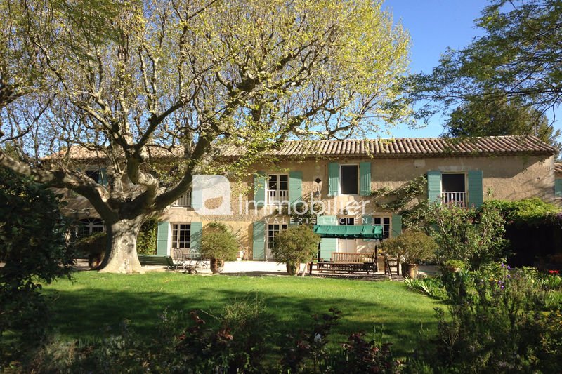 For sale - mas - A 5 mn centre-ville Saint-Rémy-de-Provence - 1 680 000 € - Ref. 404V3459M Photo Mas Saint-Rémy-de-Provence A 5 mn centre-ville, to buy mas 4 bedrooms 250 m²