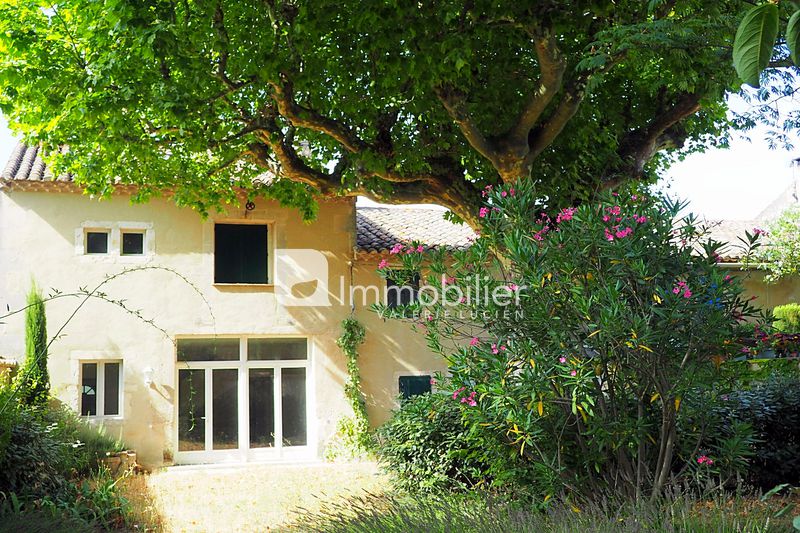 For sale - mas - A 5 mn centre-ville Saint-Rémy-de-Provence - 490 000 € - Ref. 404V3605M Photo Mas Saint-Rémy-de-Provence A 5 mn centre-ville, to buy mas 5 bedrooms 201 m²