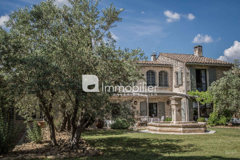 For sale - mas - proche centre ville Saint-Rémy-de-Provence - 1 780 000 € - Ref. 404V3779M Photo Mas Saint-Rémy-de-Provence Proche centre ville, to buy mas 4 bedrooms 350 m²