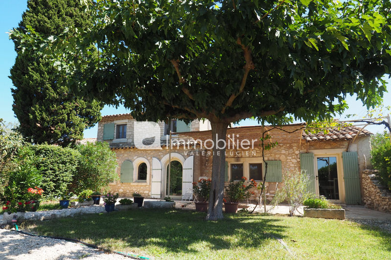For sale - house - Eygalières - 690 000 € - Ref. 404V3841M Photo House Eygalières to buy house 3 bedrooms 160 m²