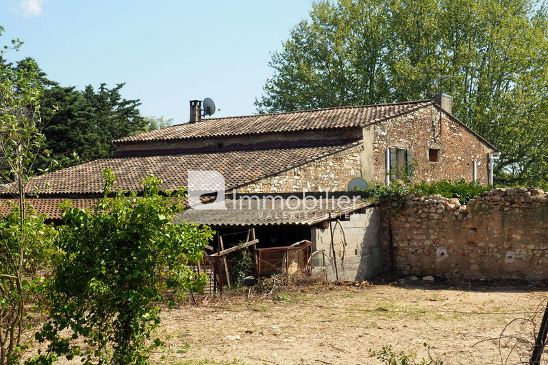 For sale - stone house - Eygalières - 525 000 € - Ref. 404V3854M Photo Stone house Eygalières to buy stone house 5 bedrooms 175 m²