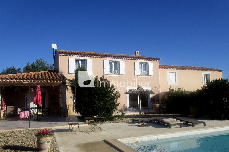 For sale - house - A 2 mn centre-ville Saint-Rémy-de-Provence - 998 000 € - Ref. 404V3858M Photo House Saint-Rémy-de-Provence A 2 mn centre-ville, to buy house 5 bedrooms 280 m²