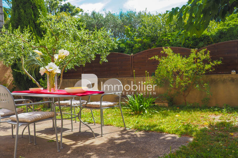 For sale - house - Centre-ville Saint-Rémy-de-Provence - 395 000 € - Ref. 404V3966M Photo House Saint-Rémy-de-Provence Centre-ville, to buy house 4 bedrooms 112 m²