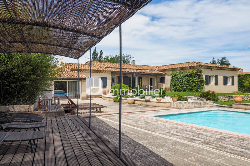 For sale - house - A 5 minutes du centre-ville Saint-Rémy-de-Provence - 1 299 000 € - Ref. 404V4060M Photo House Saint-Rémy-de-Provence A 5 minutes du centre-ville, to buy house 4 bedrooms 184 m²