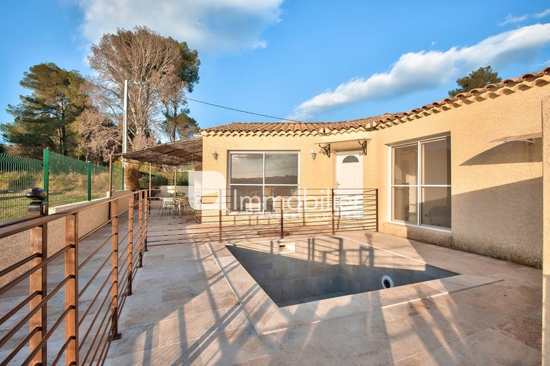 For sale - house - A 15 minutes Saint-Rémy-de-Provence - 470 000 € - Ref. 404V4244M Photo House Saint-Rémy-de-Provence A 15 minutes, to buy house 3 bedrooms 93 m²