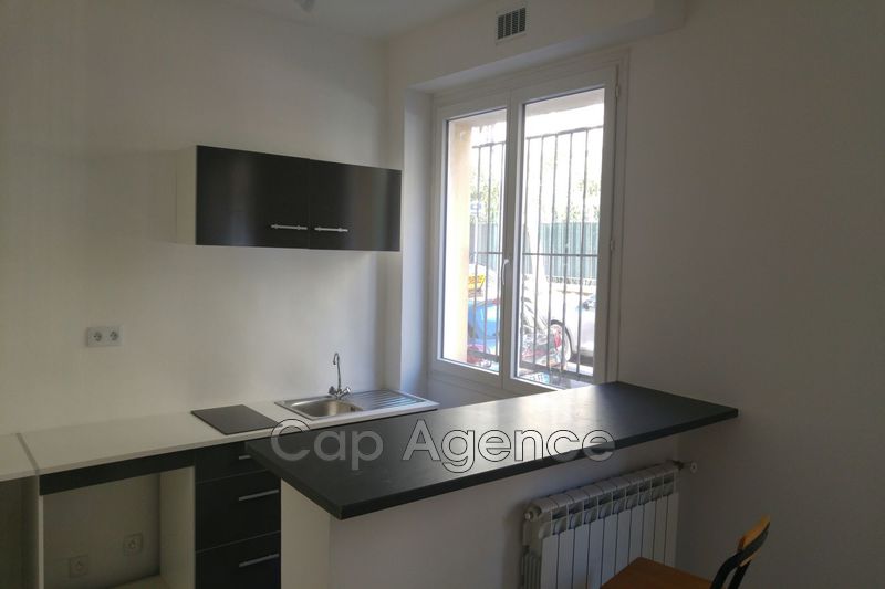 vente Appartement studio Antibes Centre ville Studio Antibes Centre ville, Location studio 1 pièce 21 m²