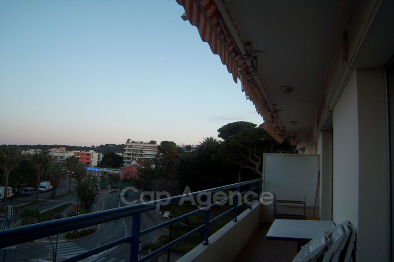 Location saisonnière appartement Antibes  