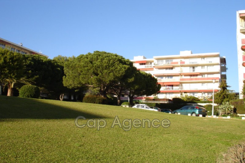 Photo Apartment Antibes Ames du purgatoire, Rentals apartment 3 rooms 81 m²