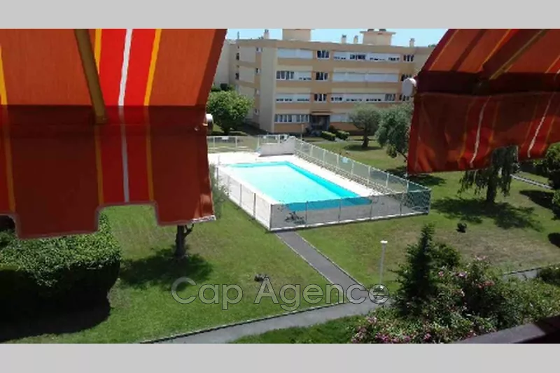vente Apartment Antibes The bréguières Apartment Antibes Les bréguières, Vacation rental apartment 4 rooms