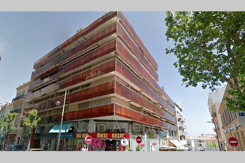 vente Local for sale murs local professionnel Antibes Downtown Murs local professionnel Antibes Centre ville, Professionnel murs local professionnel 74 m²