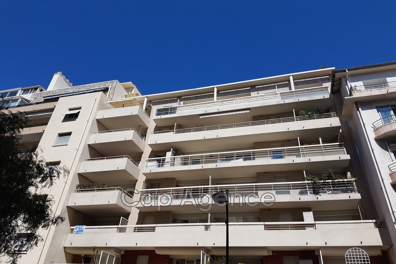Photo Garage en sous sol Antibes Centre ville, to buy garage en sous sol