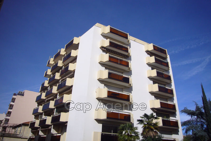 vente Appartement Juan-les-pins Proche plages Appartement Juan-les-Pins Proche plages, achat appartement 1 pièce 25 m²