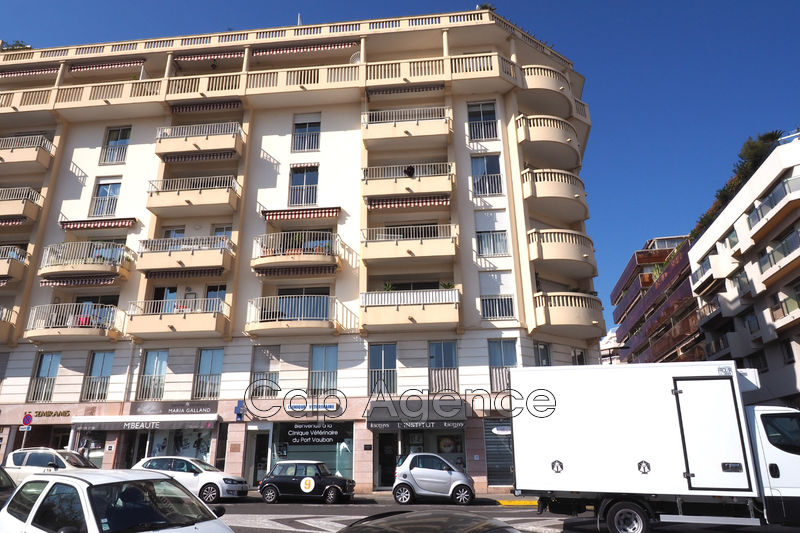 Photo Appartement Antibes Centre ville, achat appartement 2 pièces 58 m²