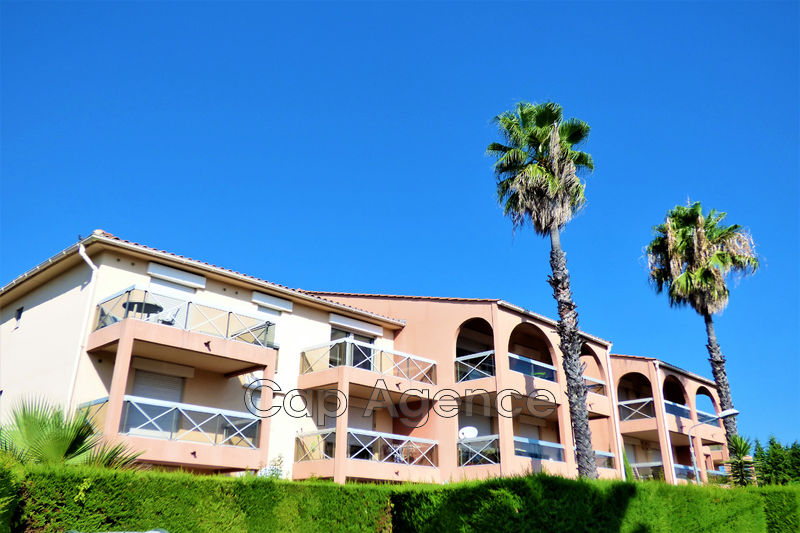 Photo Apartment Juan-les-Pins Bord de mer, to buy apartment 2 rooms 51 m²