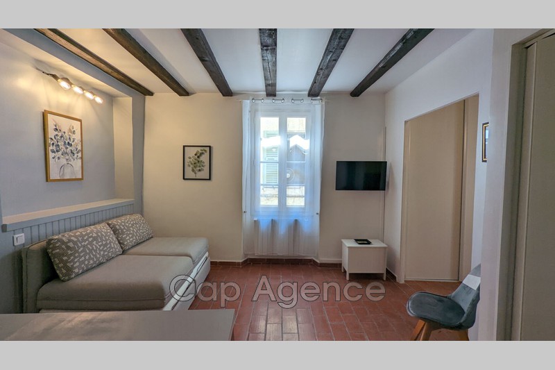 appartement  2 rooms  Antibes Old town  35 m² -   