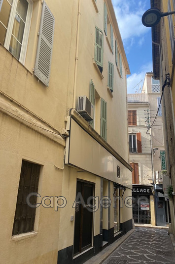 Photo Apartment Antibes Vieille ville,   to buy apartment  2 rooms   43&nbsp;m&sup2;