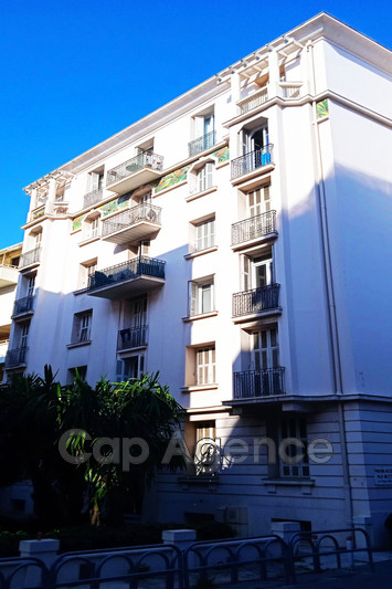 Apartment Juan-les-Pins Centre ville,   to buy apartment  1 room   27&nbsp;m&sup2;