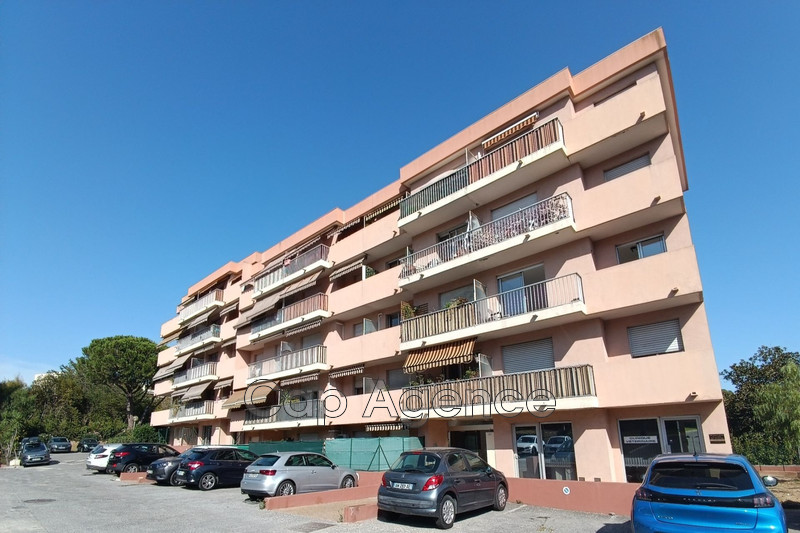 appartement  1 room  Antibes Heights  24 m² -   