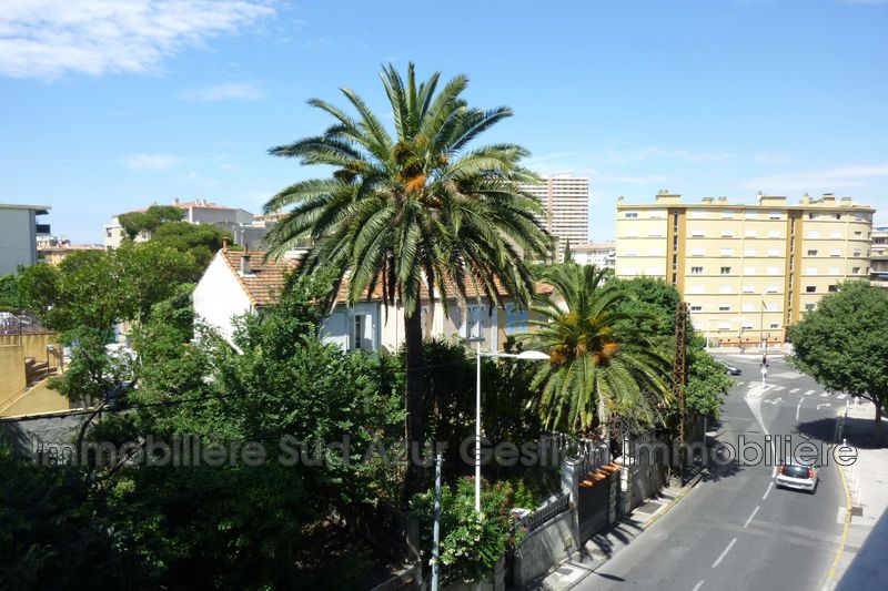 Photo Appartement Toulon Location appartement 3 pièces 45 m²